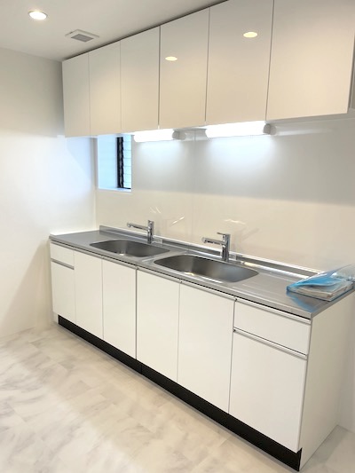 名古屋駅テナントビルの内装工事(美容外科様 2フロアー)