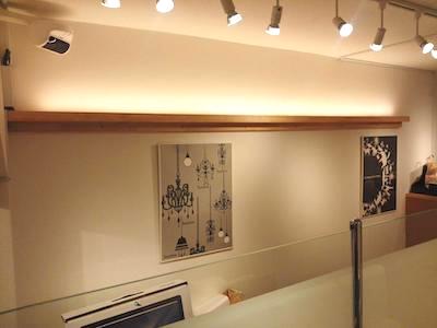 名古屋市中区の店舗内装工事 – 照明器具を工夫し暗い店内を明るくお洒落な空間に